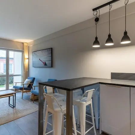 Apartment Tres Bel Appt 5 Personnes Avec Piscine Parking Gratuit Et Tennis 64 *